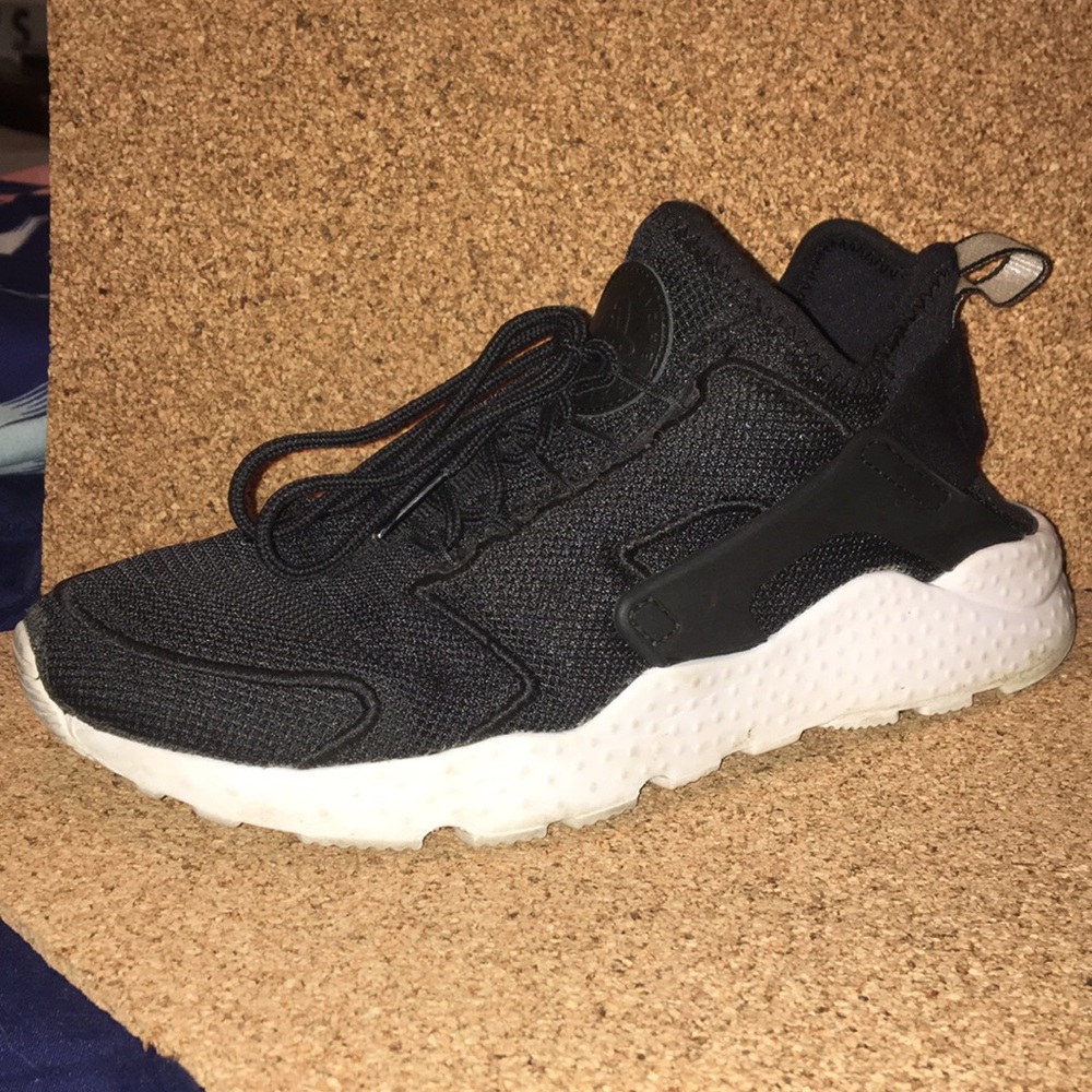 NIKE AIR Huarache Ultras Black